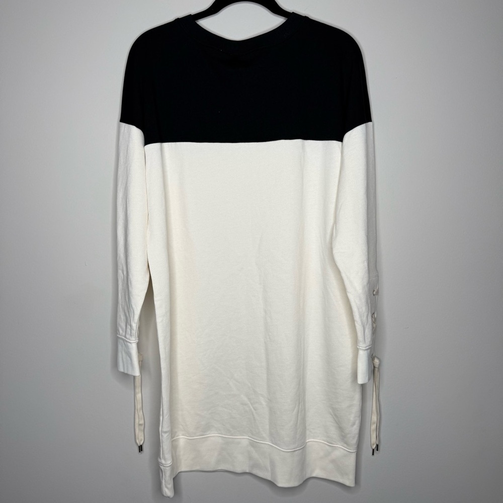 Gap color-block long-sleeve sweatshirt dress with lace-up sleeve details - Picture 9 of 9